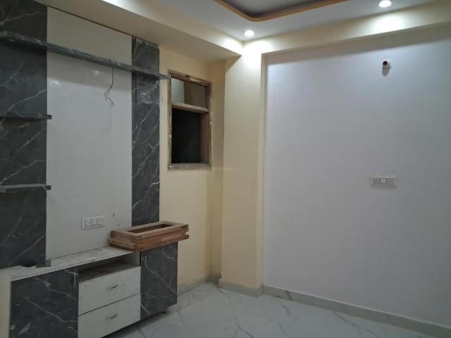 2 BHK Apartment in Sector 74 for resale Noida. The reference number is 21016716