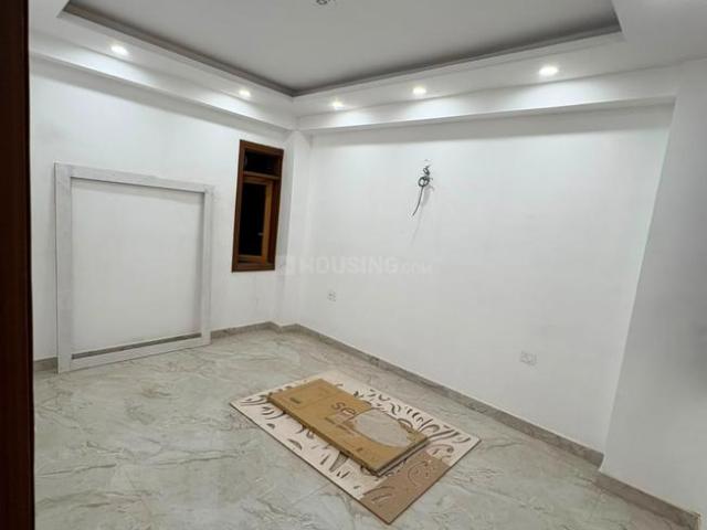 2 BHK Apartment in Sector 74 for resale Noida. The reference number is 21084038