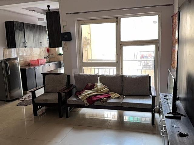 2 BHK Apartment in Sector 75 for rent Noida. The reference number is 20077522