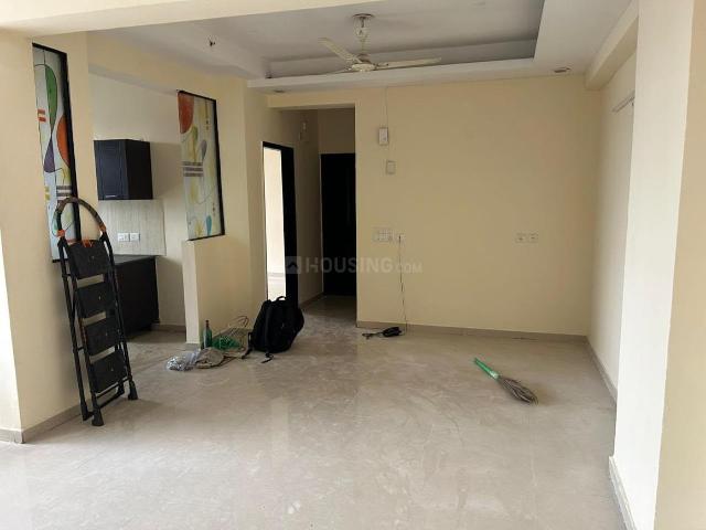 2 BHK Apartment in Sector 75 for rent Noida. The reference number is 20670179