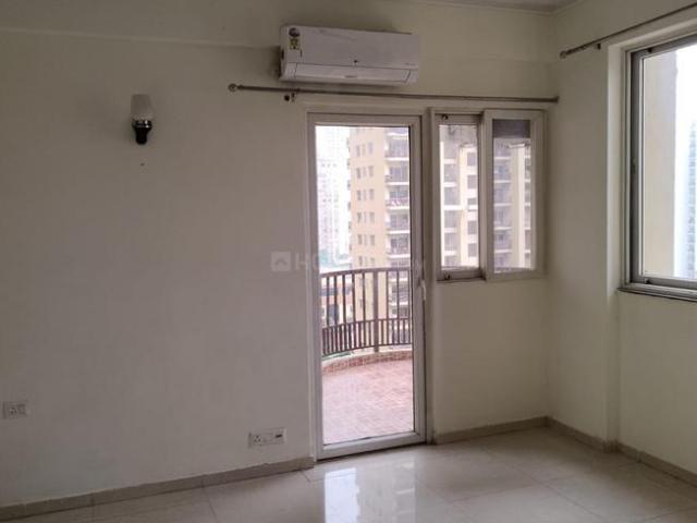 2 BHK Apartment in Sector 75 for rent Noida. The reference number is 20942312