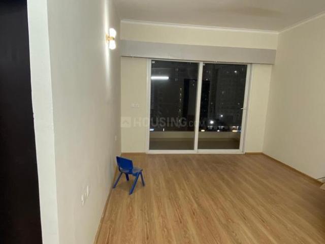 2 BHK Apartment in Sector 75 for rent Noida. The reference number is 21120495