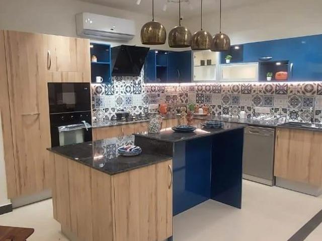 2 BHK Apartment in Sector 75 for resale Noida. The reference number is 20516133