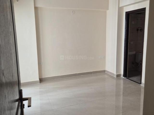 2 BHK Apartment in Sector 76 for rent Noida. The reference number is 20792900
