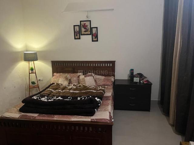 2 BHK Apartment in Sector 76 for rent Noida. The reference number is 21070535