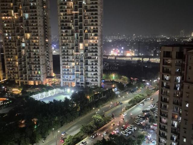 2 BHK Apartment in Sector 76 for rent Noida. The reference number is 21200421