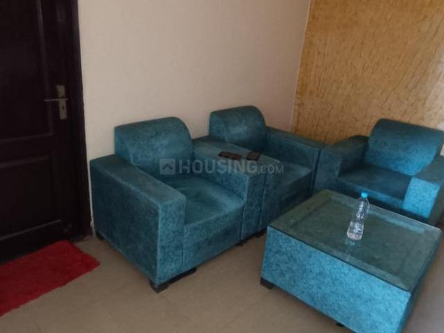 2 BHK Apartment in Sector 76 for rent Noida. The reference number is 21202322