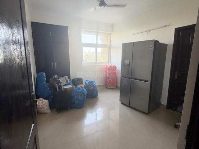 2 BHK Apartment in Sector 76 for rent Noida. The reference number is 21353762