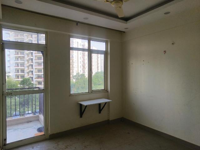 2 BHK Apartment in Sector 76 for rent Gurgaon. The reference number is 20688647