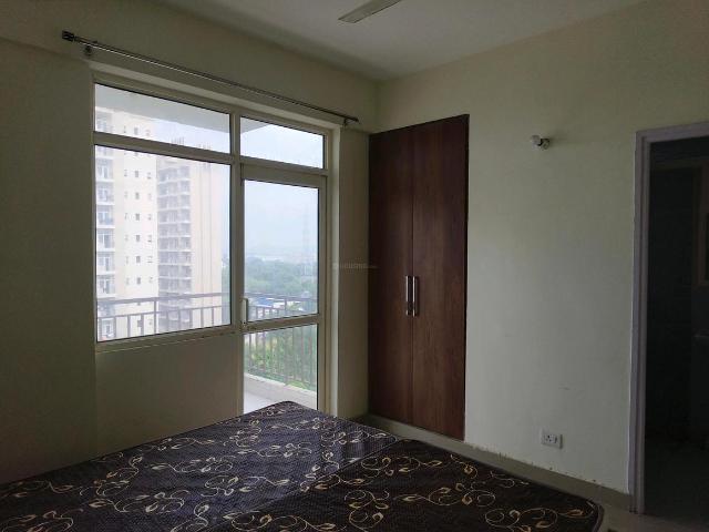2 BHK Apartment in Sector 76 for rent Gurgaon. The reference number is 20840468