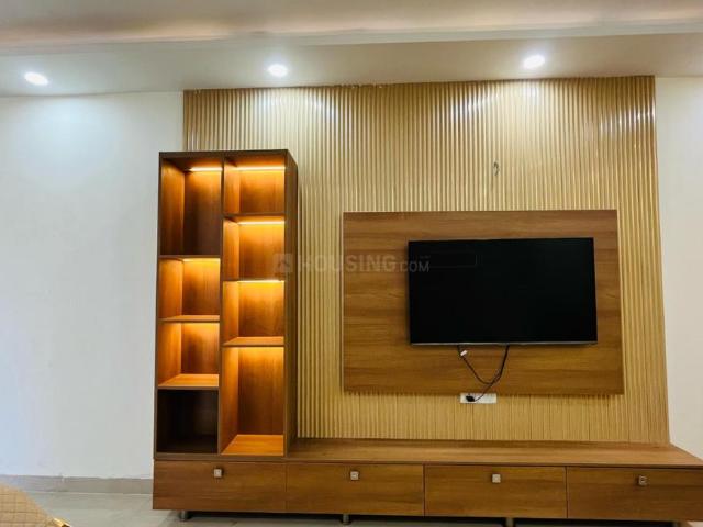 2 BHK Apartment in Sector 76 for rent Gurgaon. The reference number is 20253184