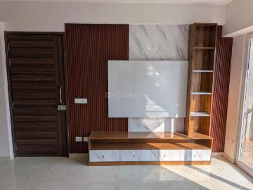 2 BHK Apartment in Sector 76 for rent Gurgaon. The reference number is 20368013