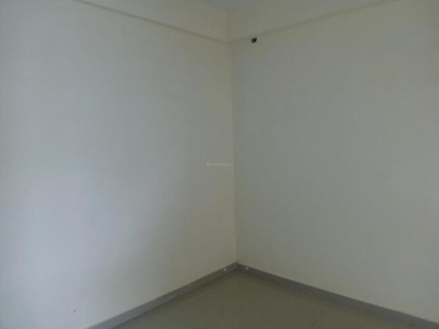 2 BHK Apartment in Sector 76 for rent Gurgaon. The reference number is 21009927