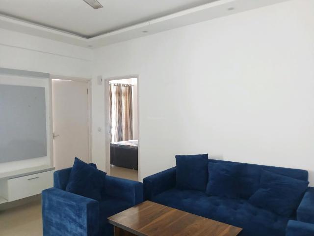 2 BHK Apartment in Sector 76 for rent Gurgaon. The reference number is 21010058