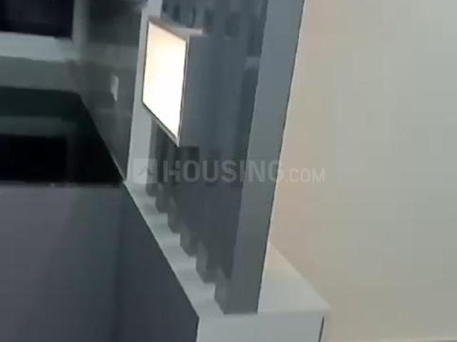 2 BHK Apartment in Sector 76 for rent Gurgaon. The reference number is 21067319