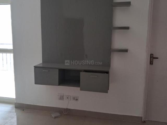 2 BHK Apartment in Sector 76 for rent Gurgaon. The reference number is 21157618
