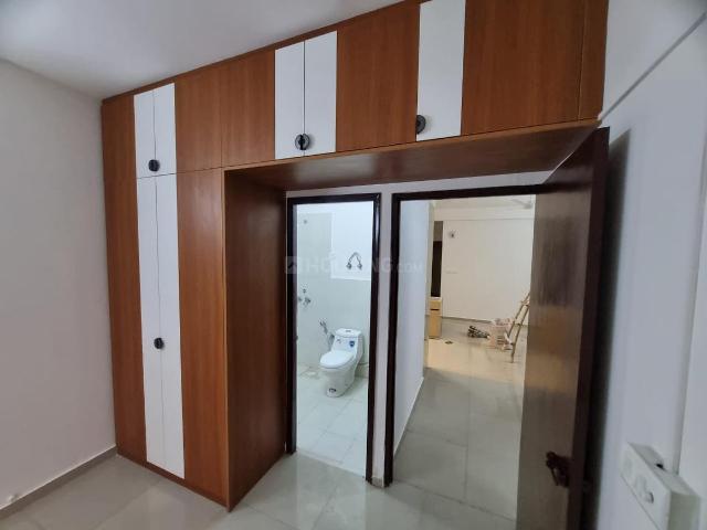 2 BHK Apartment in Sector 76 for rent Gurgaon. The reference number is 21278627