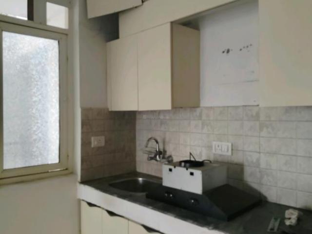 2 BHK Apartment in Sector 76 for resale Gurgaon. The reference number is 15769047