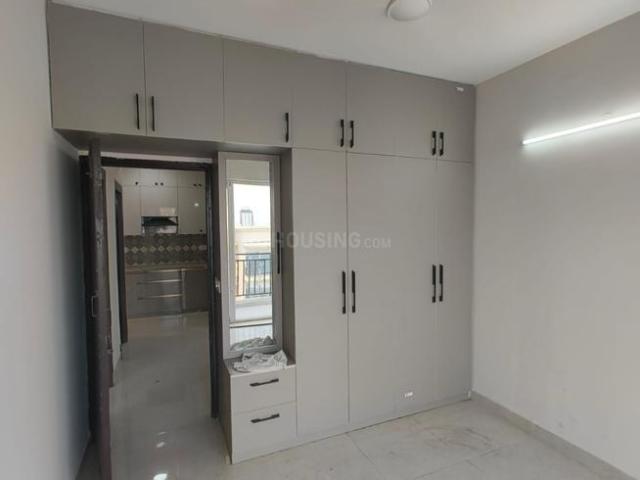 2 BHK Apartment in Sector 76 for resale Gurgaon. The reference number is 20315920