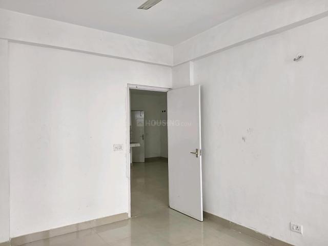 2 BHK Apartment in Sector 76 for resale Gurgaon. The reference number is 20534573