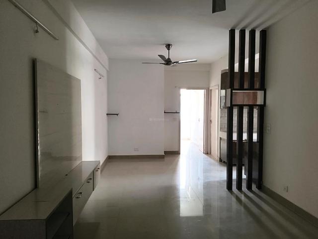 2 BHK Apartment in Sector 76 for resale Gurgaon. The reference number is 21020646
