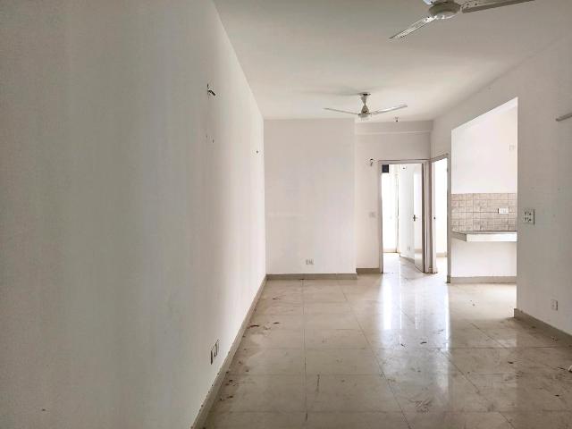 2 BHK Apartment in Sector 76 for resale Gurgaon. The reference number is 21020712