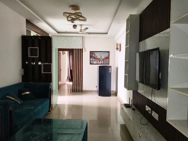 2 BHK Apartment in Sector 76 for resale Gurgaon. The reference number is 21020899
