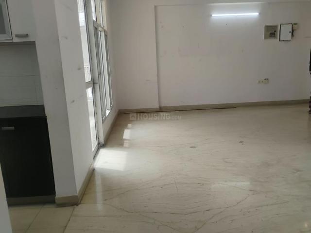 2 BHK Apartment in Sector 77 for rent Noida. The reference number is 21146272