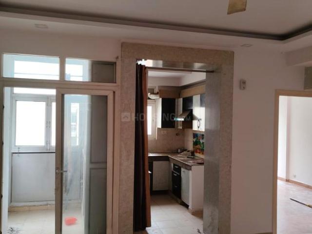 2 BHK Apartment in Sector 77 for rent Faridabad. The reference number is 20796004