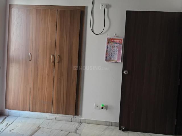 2 BHK Apartment in Sector 77 for resale Gurgaon. The reference number is 20032063