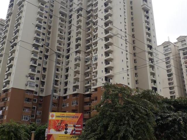 2 BHK Apartment in Sector 78 for resale Noida. The reference number is 20623344