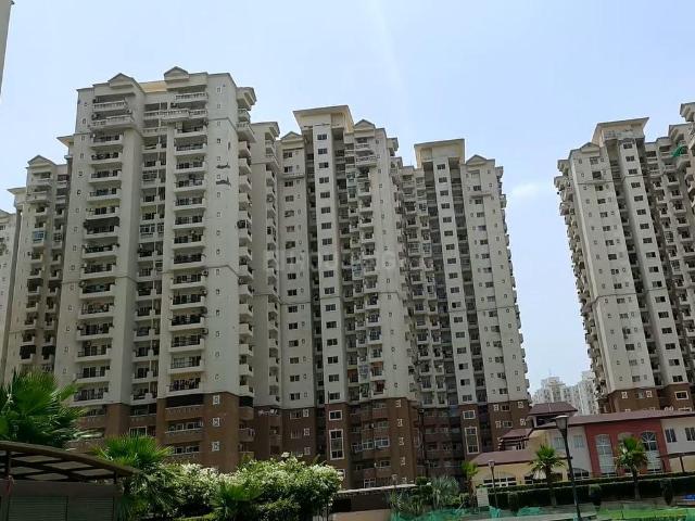 2 BHK Apartment in Sector 78 for resale Noida. The reference number is 21098601