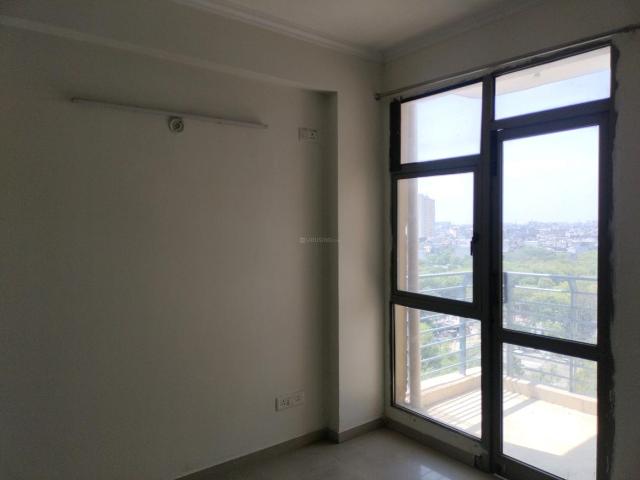 2 BHK Apartment in Sector 70 for rent Noida. The reference number is 20084784