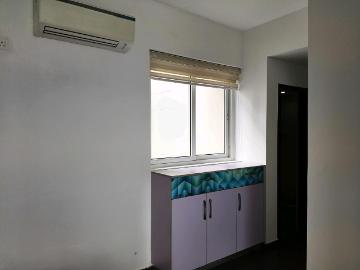 2 BHK Apartment in Sector 70A for rent Gurgaon. The reference number is 18690279