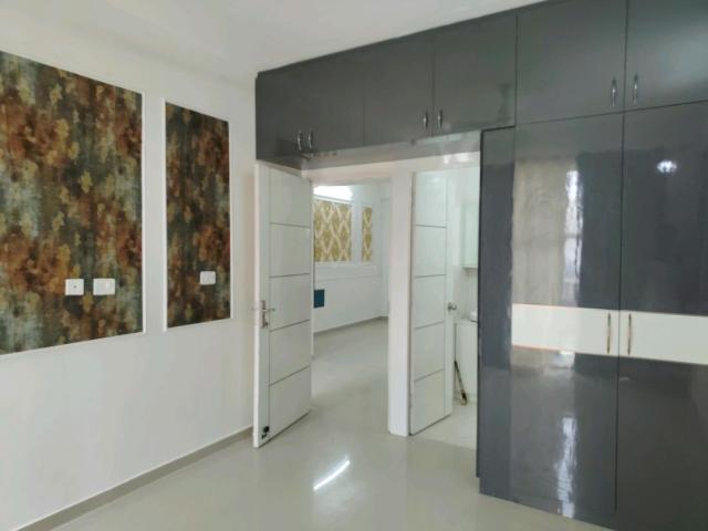 2 BHK Apartment in Sector 70A for rent Gurgaon. The reference number is 20541199