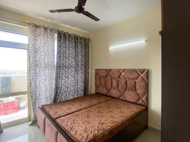 2 BHK Apartment in Sector 70A for rent Gurgaon. The reference number is 20942116