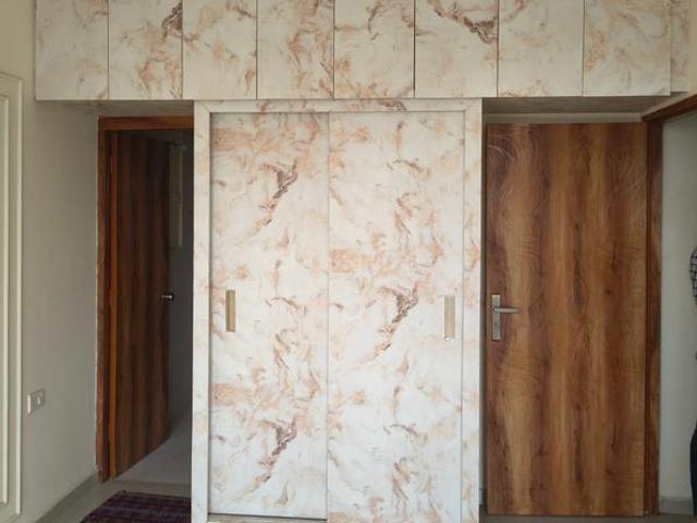 2 BHK Apartment in Sector 70A for rent Gurgaon. The reference number is 21146559