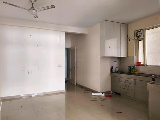 2 BHK Apartment in Sector 70A for rent Gurgaon. The reference number is 21170527