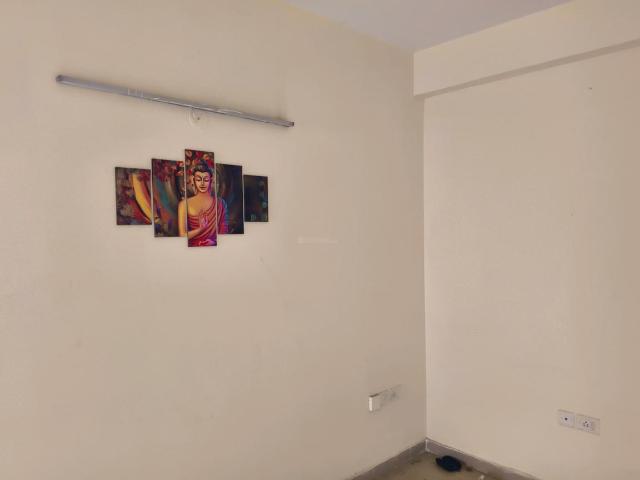 2 BHK Apartment in Sector 70A for rent Gurgaon. The reference number is 21170651