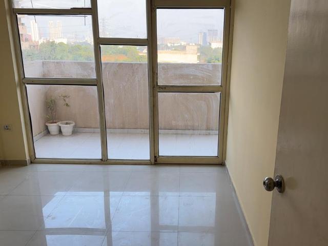 2 BHK Apartment in Sector 70A for rent Gurgaon. The reference number is 21327547