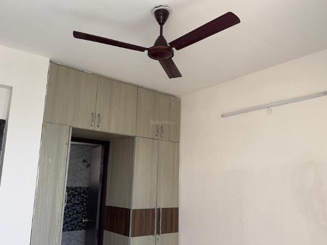 2 BHK Apartment in Sector 71 for rent Gurgaon. The reference number is 20569198
