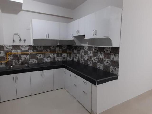 2 BHK Apartment in Sector 71 for rent Gurgaon. The reference number is 20685171
