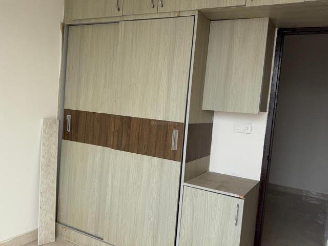 2 BHK Apartment in Sector 71 for rent Gurgaon. The reference number is 20685285