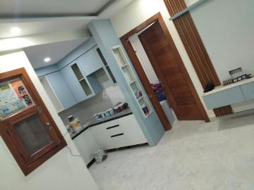 2 BHK Apartment in Sector 71 for resale Noida. The reference number is 20374483