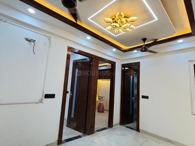 2 BHK Apartment in Sector 72 for resale Noida. The reference number is 20726769