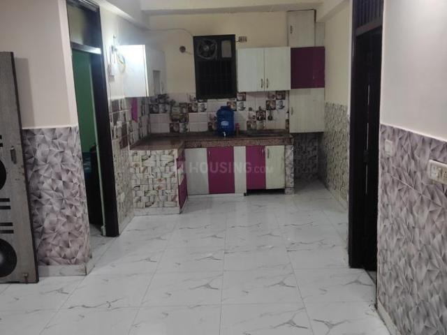 2 BHK Apartment in Sector 73 for rent Noida. The reference number is 20974044