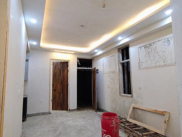 2 BHK Apartment in Sector 73 for rent Noida. The reference number is 20987645
