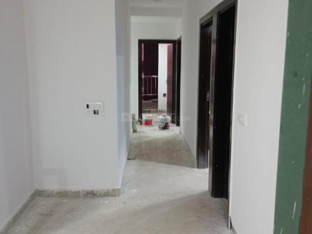 2 BHK Apartment in Sector 73 for rent Noida. The reference number is 21061033
