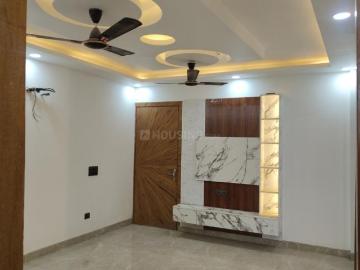 2 BHK Apartment in Sector 73 for resale Noida. The reference number is 19520318
