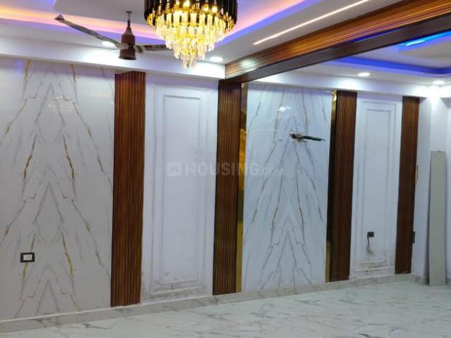 2 BHK Apartment in Sector 73 for resale Noida. The reference number is 19338054